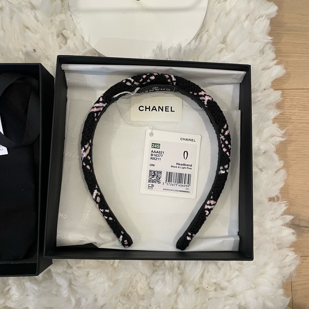 NWT CHANEL 2024 Tweed CC Headband - Picture 4 of 10